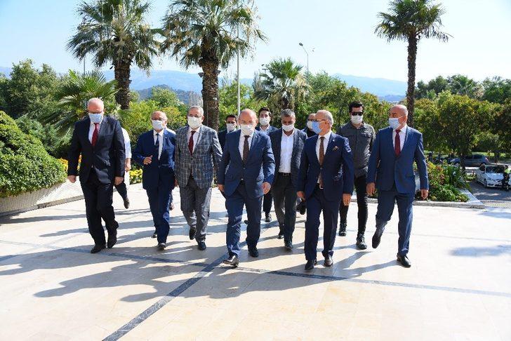 Başkan Kayda, Vali Karadeniz’e Kula-Salihli Jeoparkını tanıttı G4