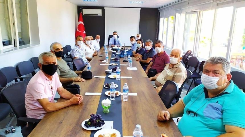 Kuşadası’nda muhtarlar toplantısı yapıldı