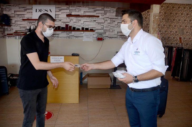 Kuşadası Belediyesi korona virüs önlemlerine ara vermeden devam ediyor G3