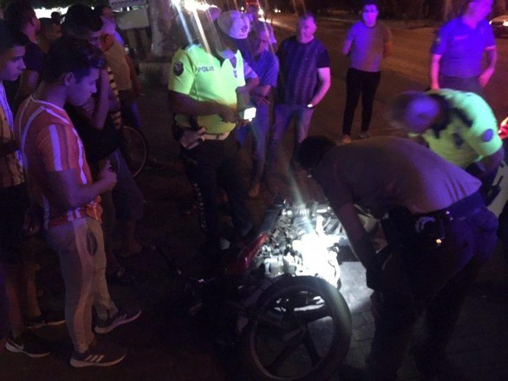 Yolun karşısına geçmek isteyen kadına motosiklet çarptı G2