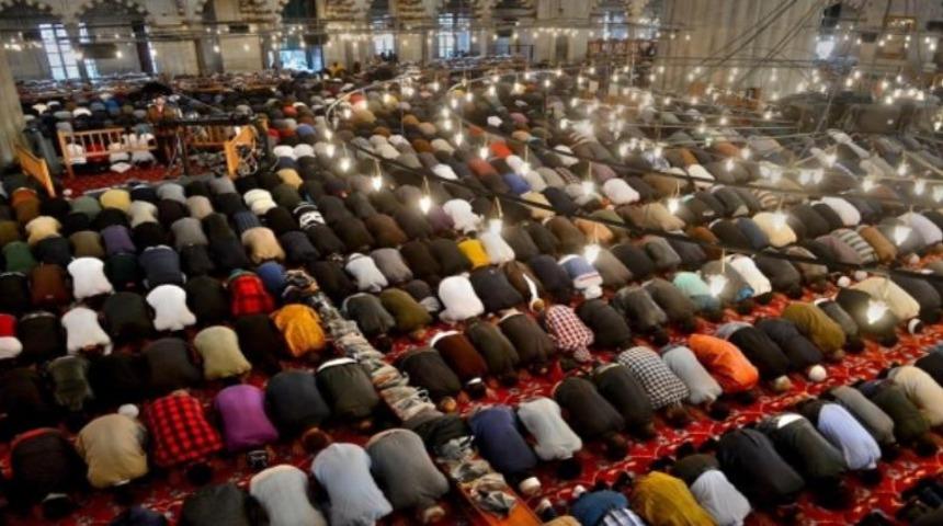 Ankara'da bayram namazı saat kaçta? Diyanet Ankara Kurban Bayramı namazı vakti 2020