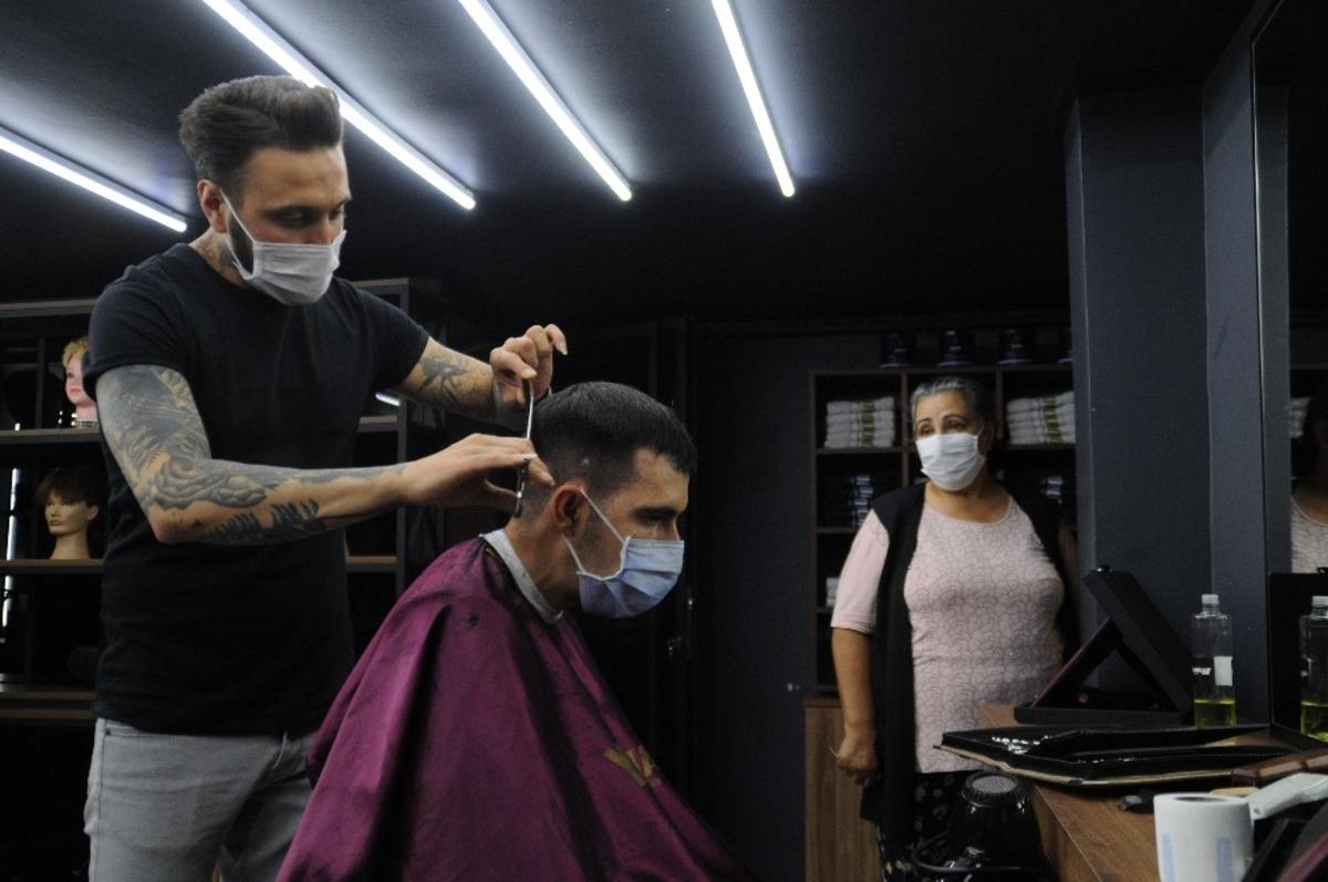 &Ouml;zel bireyler ve ailelerine &uuml;cretsiz bayram tıraşı