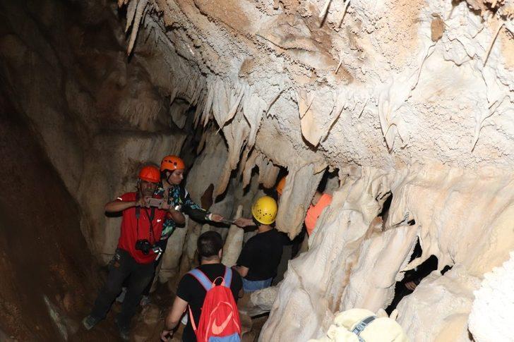 CİSAD üyeleri Sümbül Mağarası’nda G2