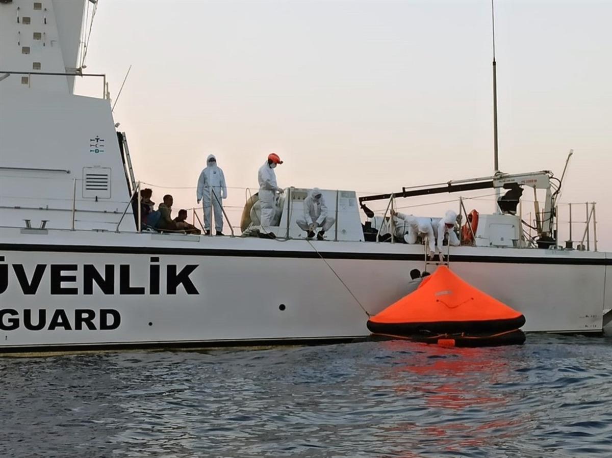 Muğla&rsquo;da 61 sığınmacı kurtarıldı