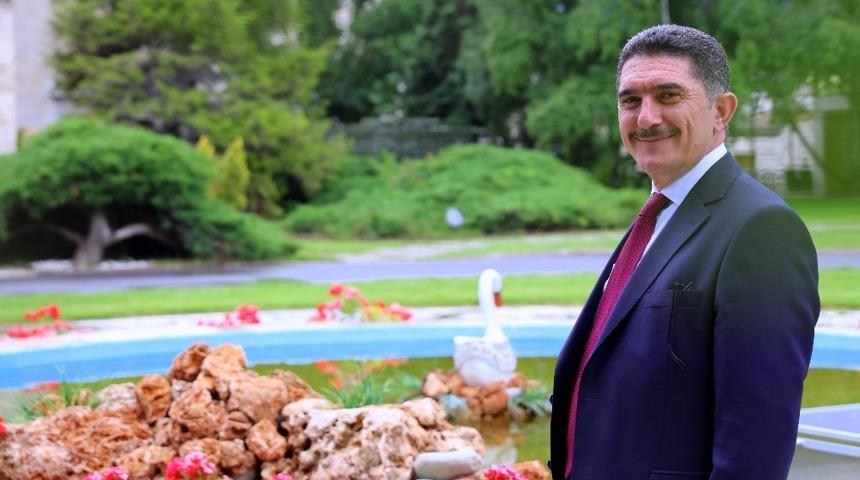 Milletvekili &Ccedil;elebi: "Sevdiklerimizle aramızda mesafe bıraktığımız son bayram olsun"