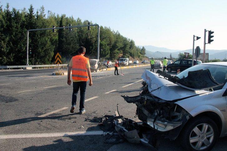 Ula’da kaza: 5 yaralı G3