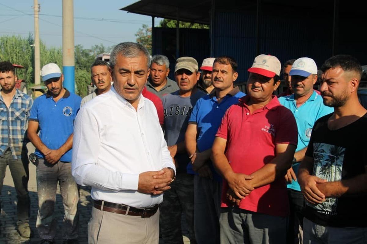 Başkan Kaplan bayram &ouml;ncesi personelin y&uuml;z&uuml;n&uuml; g&uuml;ld&uuml;rd&uuml;