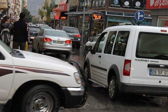 Aydın&rsquo;da toplam ara&ccedil; sayısı 464 bin 459&rsquo;a ulaştı 1