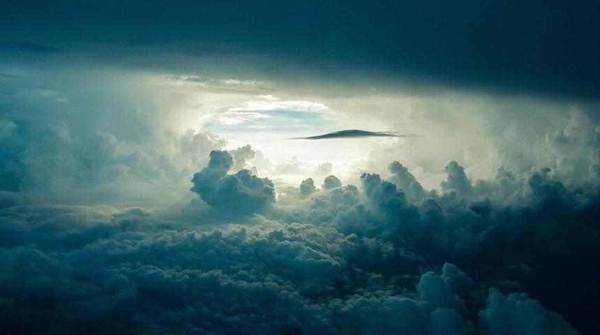 Gökyüzü Sözleri: Herkes İçin Gökyüzü Düşleri Vadeden Sözler