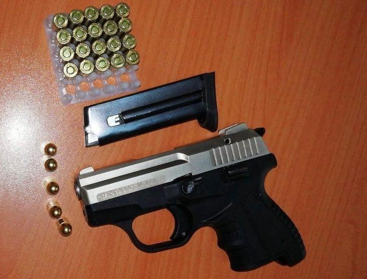 Ereğli’de polis 7 adet silah ele geçirdi G2