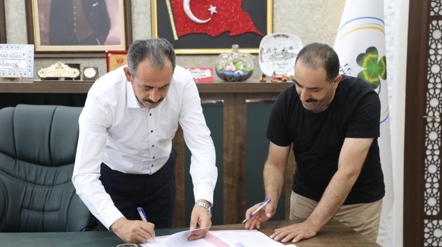 Başkan Tanış&rsquo;tan &rsquo;istihdam&rsquo; m&uuml;jdesi