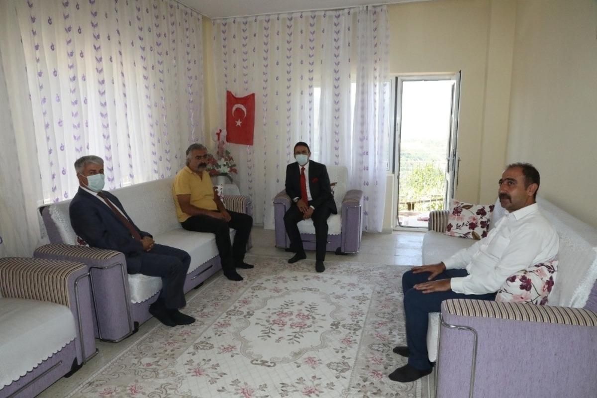 Bu bayramda da şehit aileleri unutulmadı