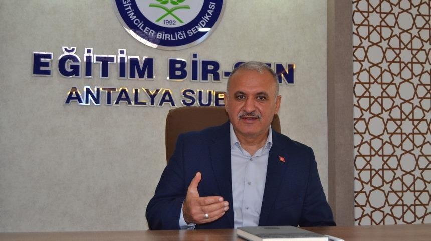 Antalya&rsquo;da yetkinin adresi yine Eğitim Bir Sen
