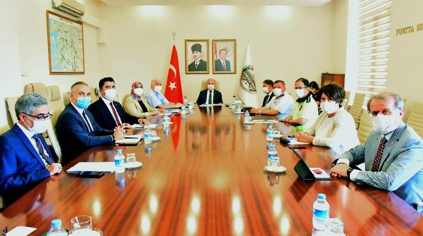 Manisa&rsquo;da bayramlaşma t&ouml;renleri yasaklandı