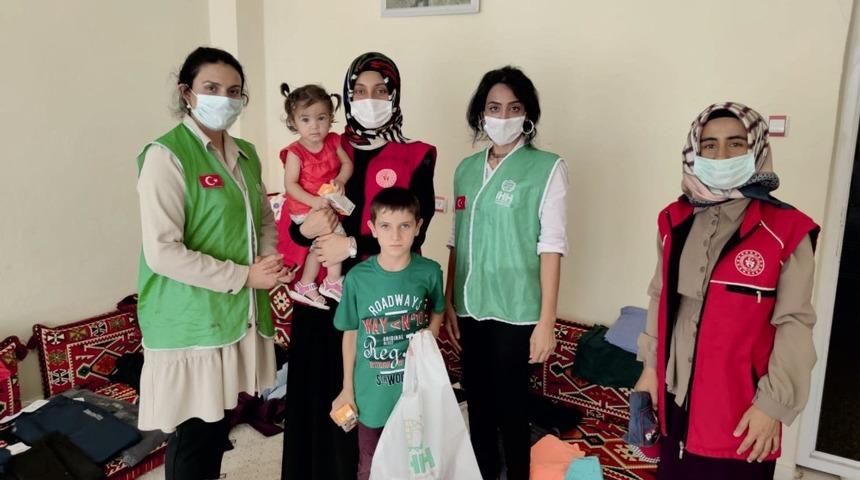 Kahta İHH bu bayramda da yetimleri g&uuml;ld&uuml;rd&uuml;
