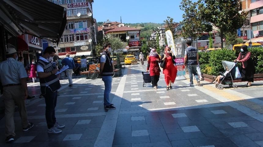 Devrek&rsquo;te polis maskesiz dolaşanlara g&ouml;z a&ccedil;tırmıyor