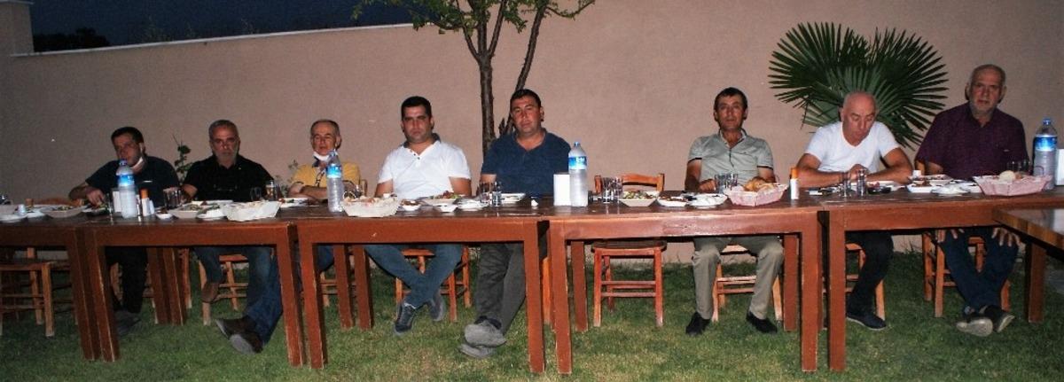 S&uuml;t &Uuml;reticileri Birliği kooperatif başkanlarıyla bir araya geldi