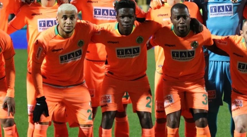 Beşiktaş, Alanyaspor'dan N'Sakala ve Welinton'ı transfer ediyor