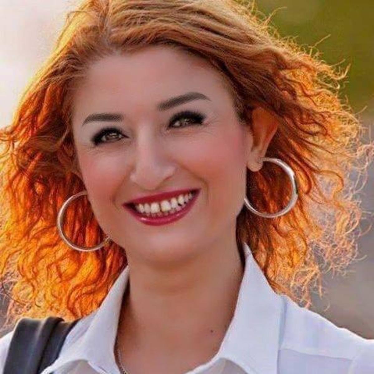 Annesini &ouml;ld&uuml;r&uuml;p kanıyla yazı yazmıştı! Dehşet anlarını saniye saniye anlattı