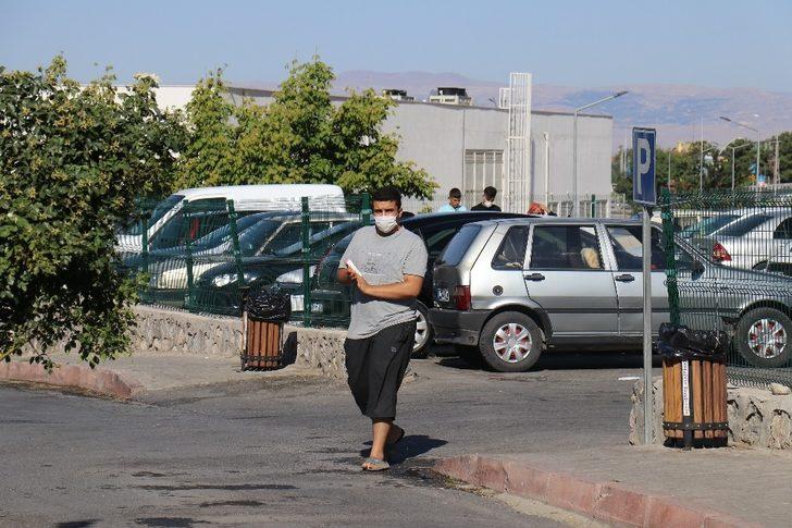 Acemi kasaplar hastaneye koştu G2