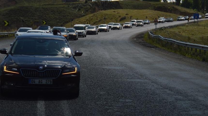 Kaymakam Sarı’ya muhteşem uğurlama