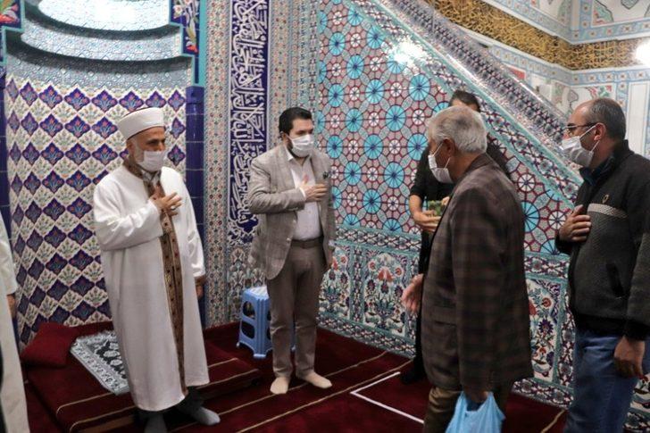 Başkan Sayan’dan vefalı ziyaret G3