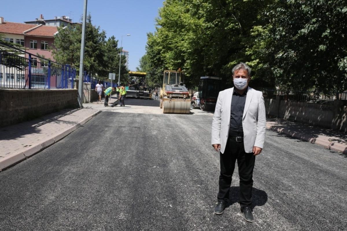 Melikgazi&rsquo;de asfalt &ccedil;alışmaları devam ediyor