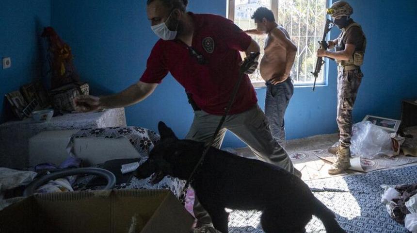 Antalya'da bayram günü şok operasyon! Neye uğradıklarını şaşırdılar