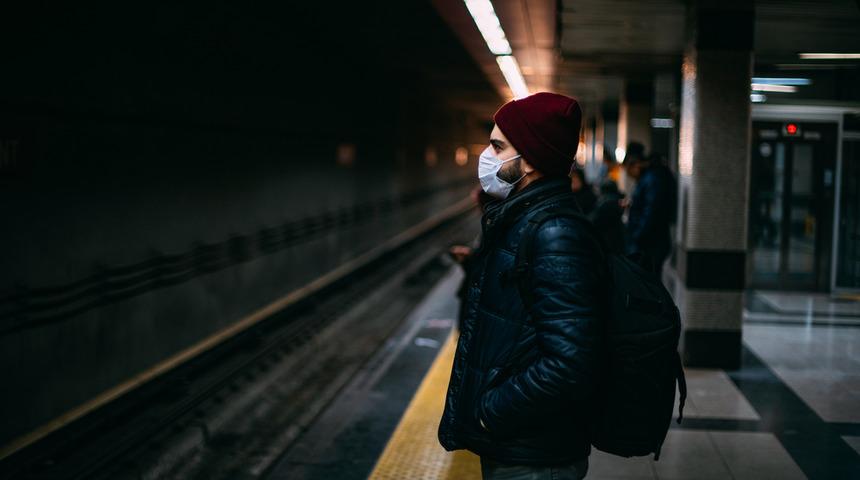 &ldquo;Maske takmak, s&uuml;per bulaştırıcılardan bile koruyor&rdquo;