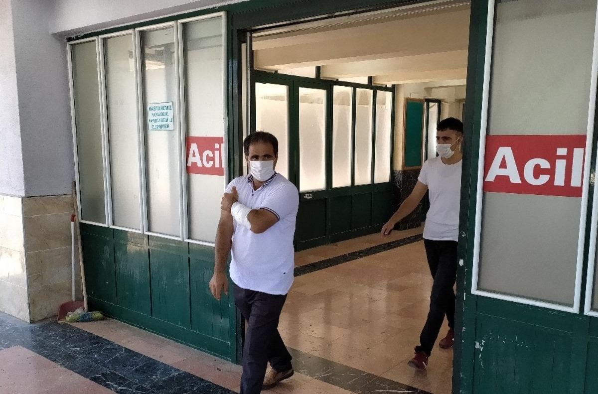 Elazığ&rsquo;da acemi kasaplar kendini kesti