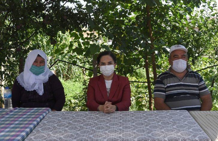 Vali Funda Kocabıyık, şehit ailelerini ziyaret etti G3