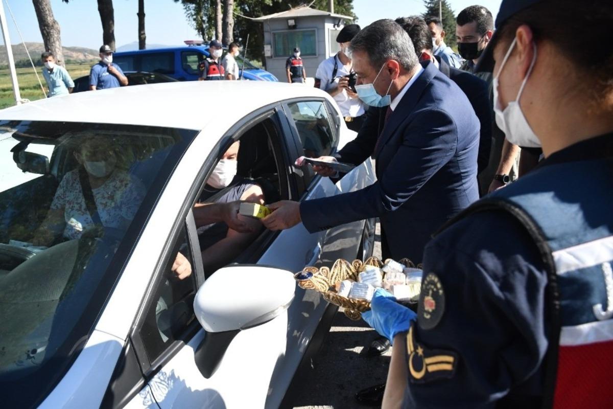 Vali Şıldak&rsquo;tan en tatlı denetim