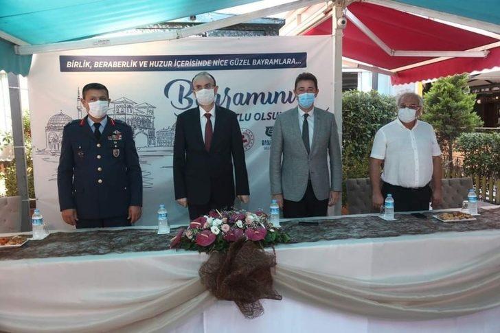 Bayramlaşmada pandemi önlemleri G1