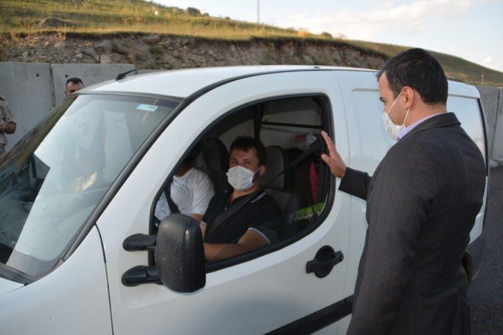 Kaymakam Koşal, Güvenlik Güçleri ile bayramlaştı G4