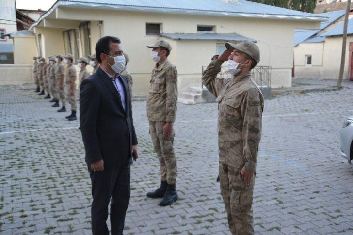 Kaymakam Koşal, Güvenlik Güçleri ile bayramlaştı G5