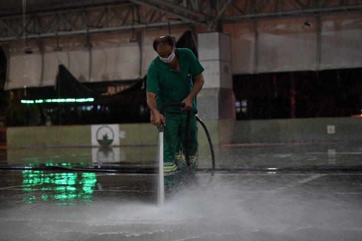 Osmangazi’de 24 saat hijyen mesaisi G4