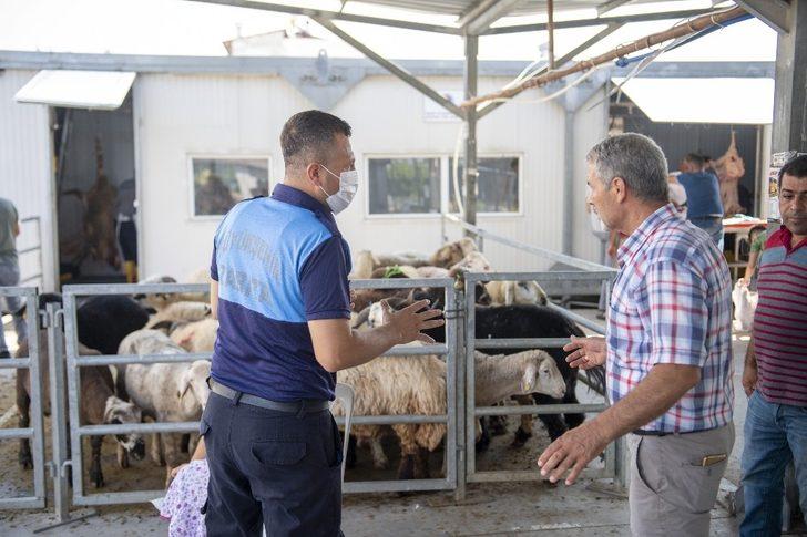 Mersin’de belediyeden bayramda ücretsiz kesim ve ulaşım hizmeti G3
