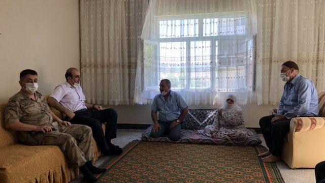 Dicle ve Eğil’de şehit aileleri unutulmadı