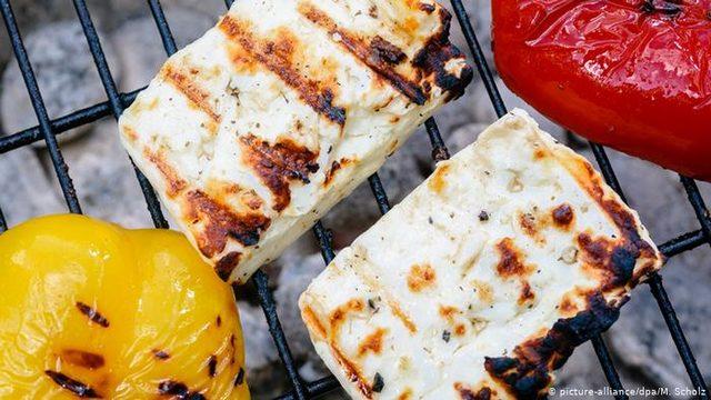 CETA Anlaşması'na hellim peyniri engeli