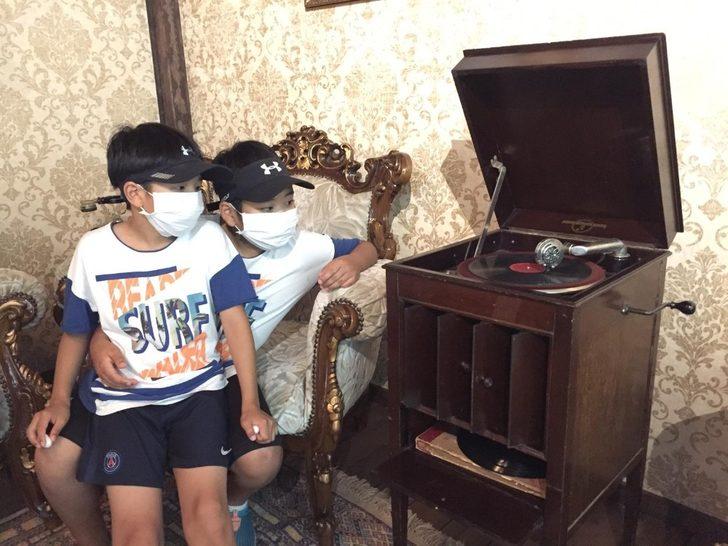 Koreli aileye Yaşayan Şehir Müzesi İngilizce anlatıldı G5