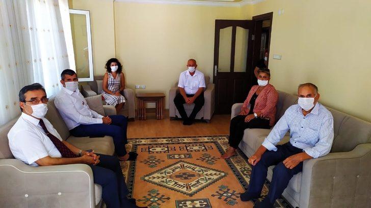 Kuşadası’nda şehit aileleri ve gazilere bayram ziyareti G1