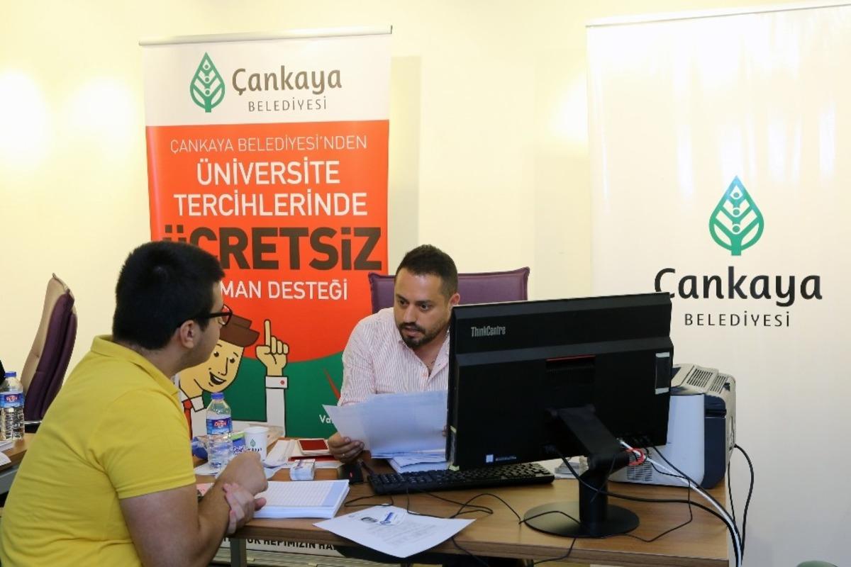 &Ccedil;ankaya&rsquo;dan &uuml;niversite tercihlerinde &uuml;cretsiz hizmet