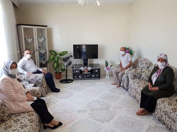 Vali Soytürk’ten şehit ailelerini anlamlı ziyaret G2