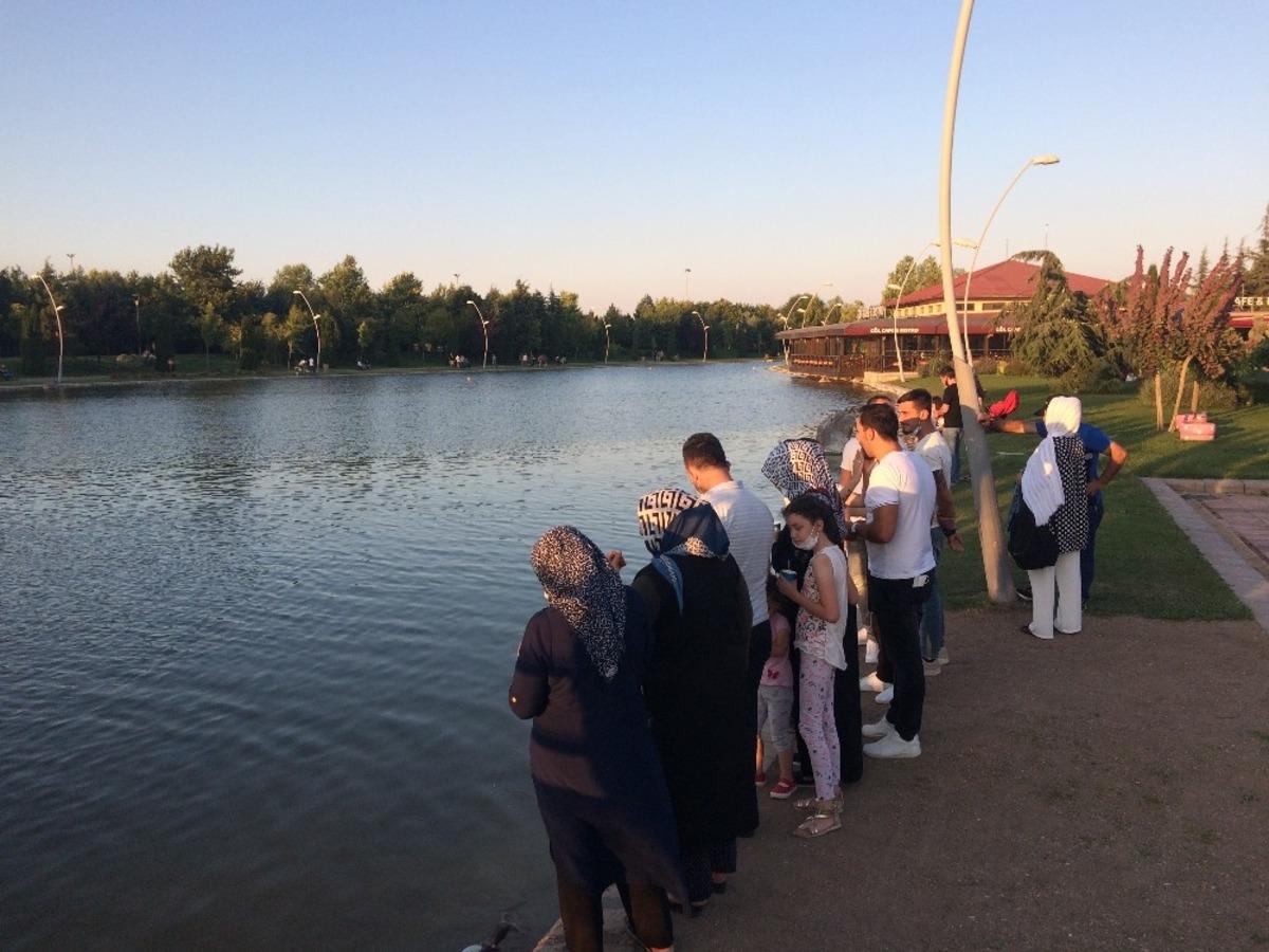 Kentpark&rsquo;ta bayram yoğunluğu