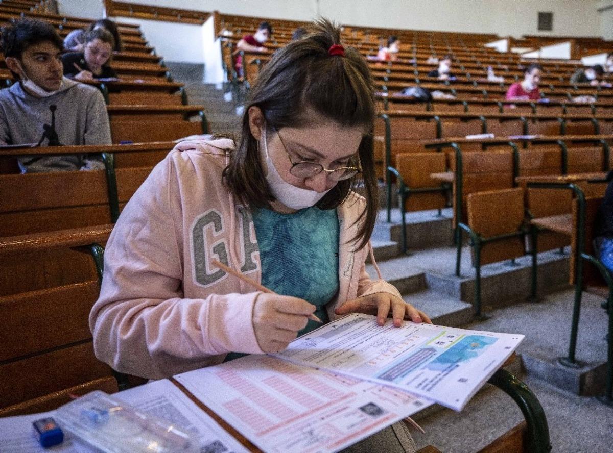 B&uuml;y&uuml;kşehir&rsquo;den &uuml;niversite adaylarına tercih desteği