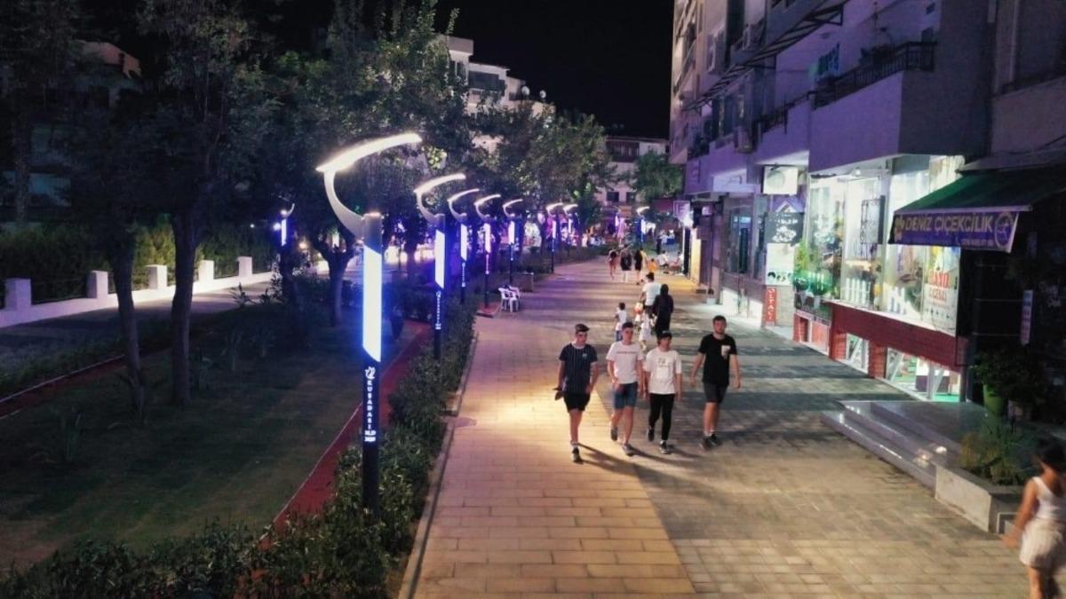 Kuşadası&rsquo;nın her sokağı cazibe ve &ccedil;ekim merkezi oluyor
