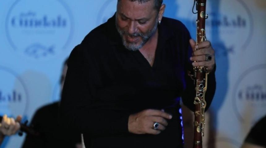 H&uuml;sn&uuml; Şenlendirici ile Bayram şenlendi