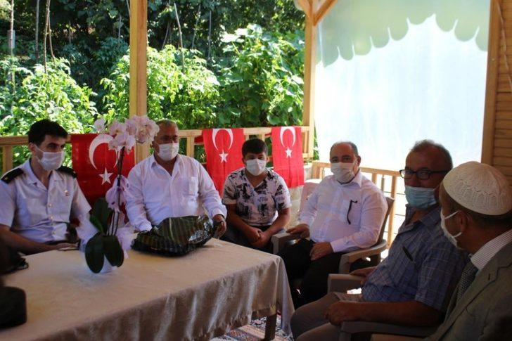 Kaymakam Sağlam’dan, şehit yakınları ve gazilere bayram ziyareti G2