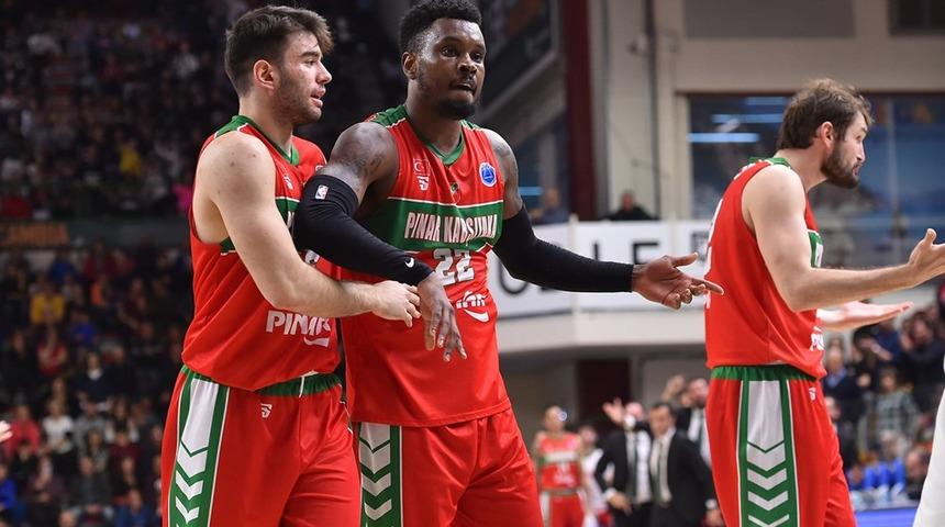 Pınar Karşıyaka'nın yeniden kadrosuna kattığı Sek Henry, İzmir'e geldi