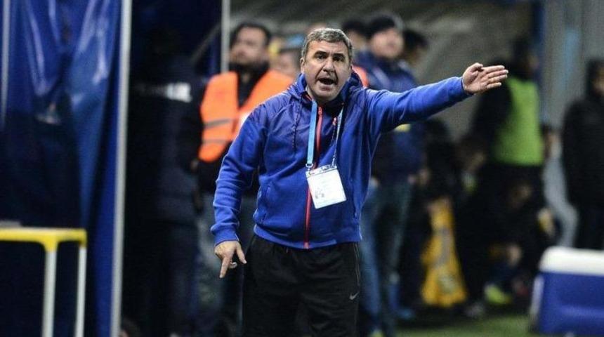 Hagi, Viitorul Constanta'daki teknik direktörlük görevini bıraktı